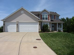 7 Princess Grace Ct, O'Fallon, MO 63366