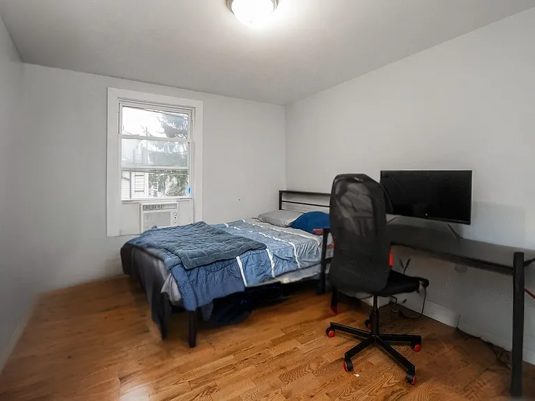 467 Fairview Ave #1 — Photo 6