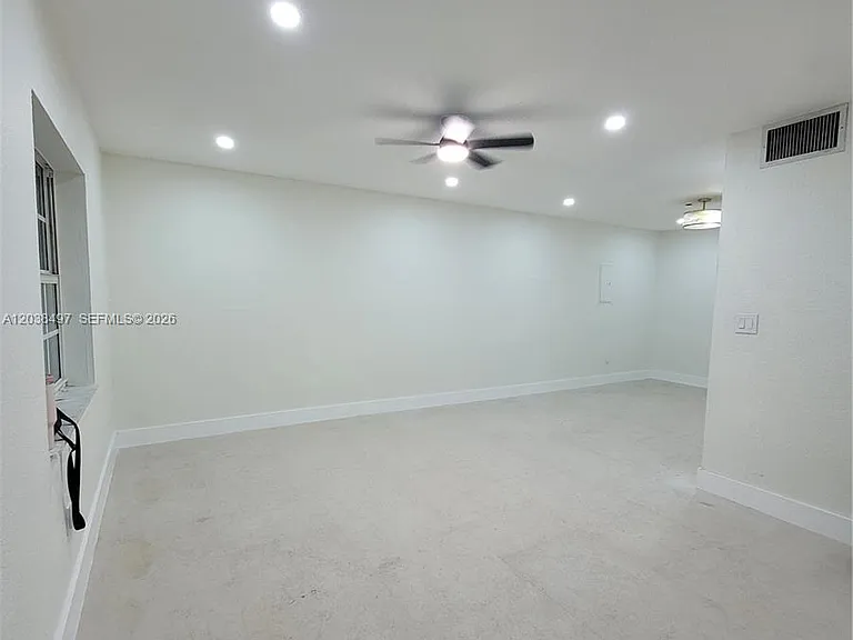 18000 SW 175th St #18002 — Photo 3