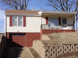 6602 N 37th St, Omaha, NE 68112