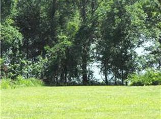 9 Cedar Point Rd, Bumpus Mills, TN 37028