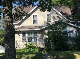 504 14th St SW, Willmar, MN 56201