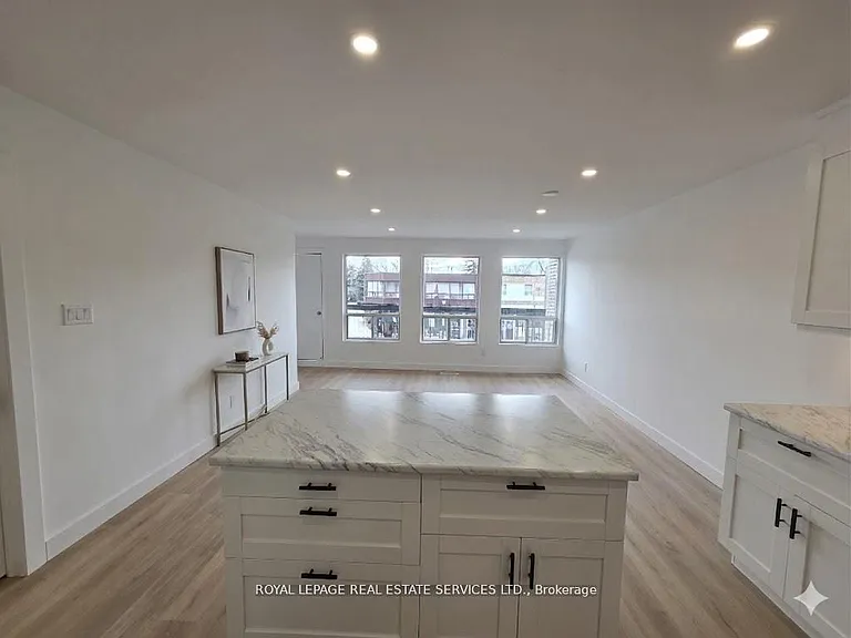 272 Lakeshore Rd E #UPPER — Photo 7