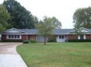 2204 Sunset Dr, Duncan, OK 73533