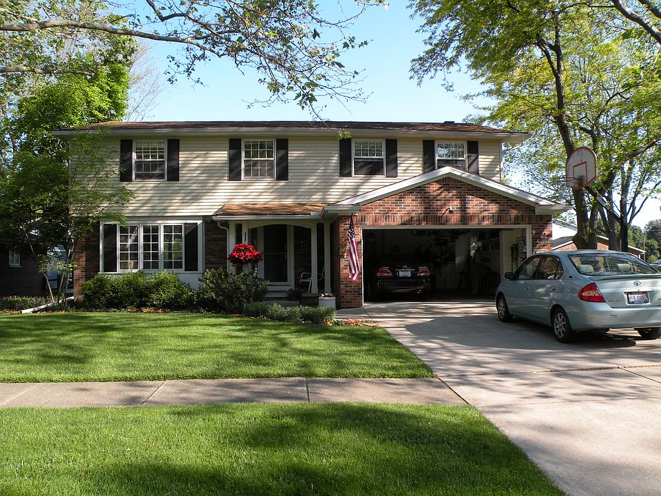 1st image of 317 Sycamore Ln