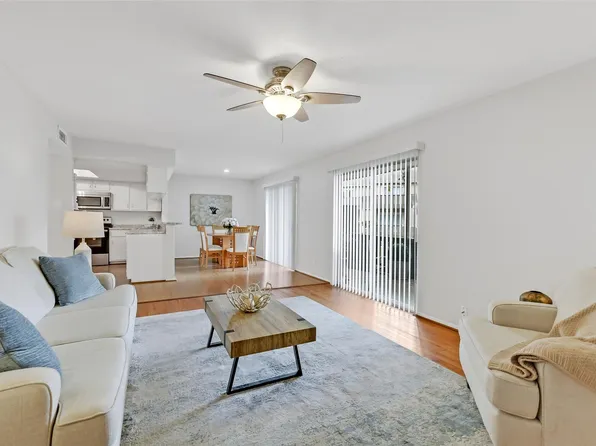 5005 Georgi Ln APT 156, Houston, TX 77092