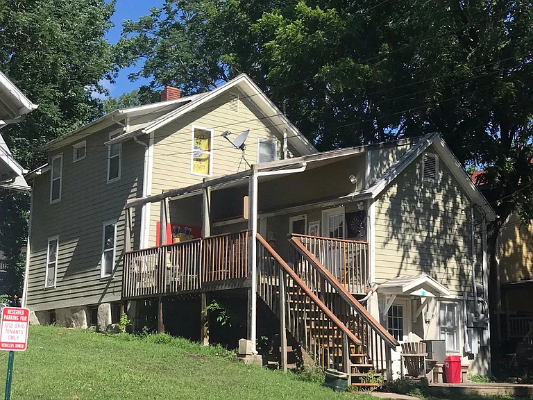 1210 Ohio St #1 — Photo 1