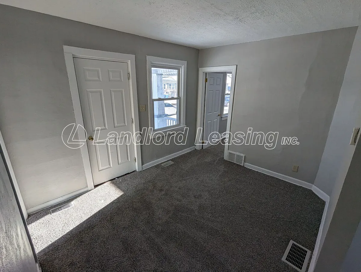 Building Photo - 3251 Camden Ave
