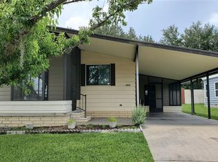 4919 Blanco Dr, Zephyrhills, FL 33541