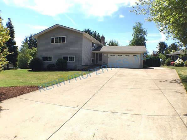 23010 SE Naomi Ct