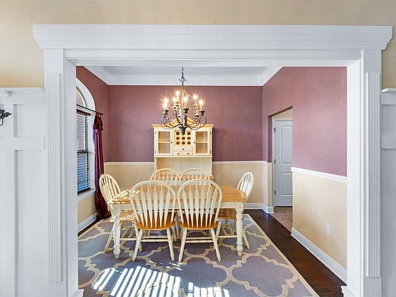 5th image of 1805 Twin Pine Blvd