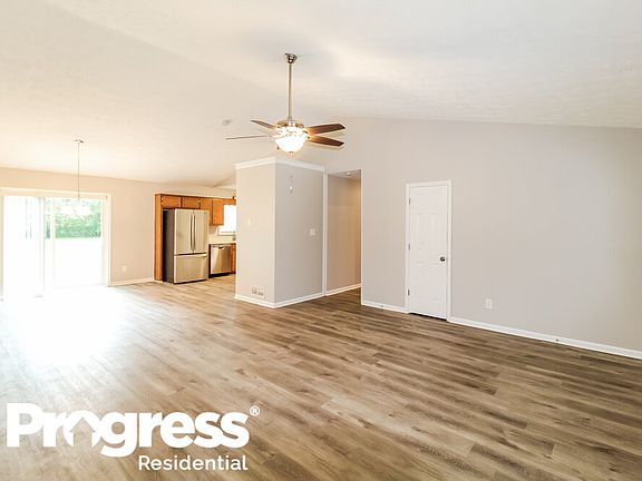 4th image of 3131 Ashly Brooke Dr