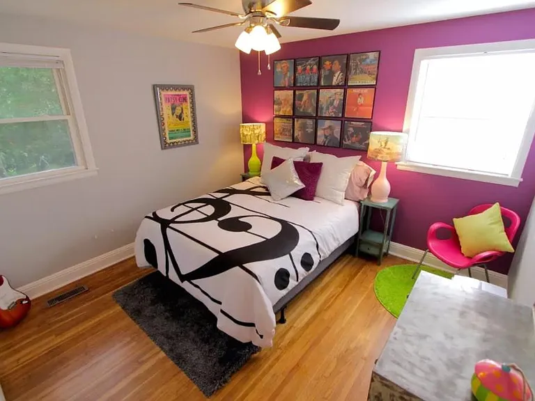 565 Whispering Hills Dr — Photo 7
