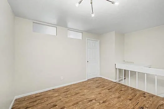3 bed, $1,200 — Photo 3