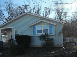 1 Abbey Rd, Easton, PA 18040