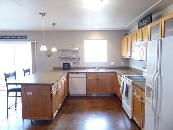 5th image of 3794 Chamberlain Dr