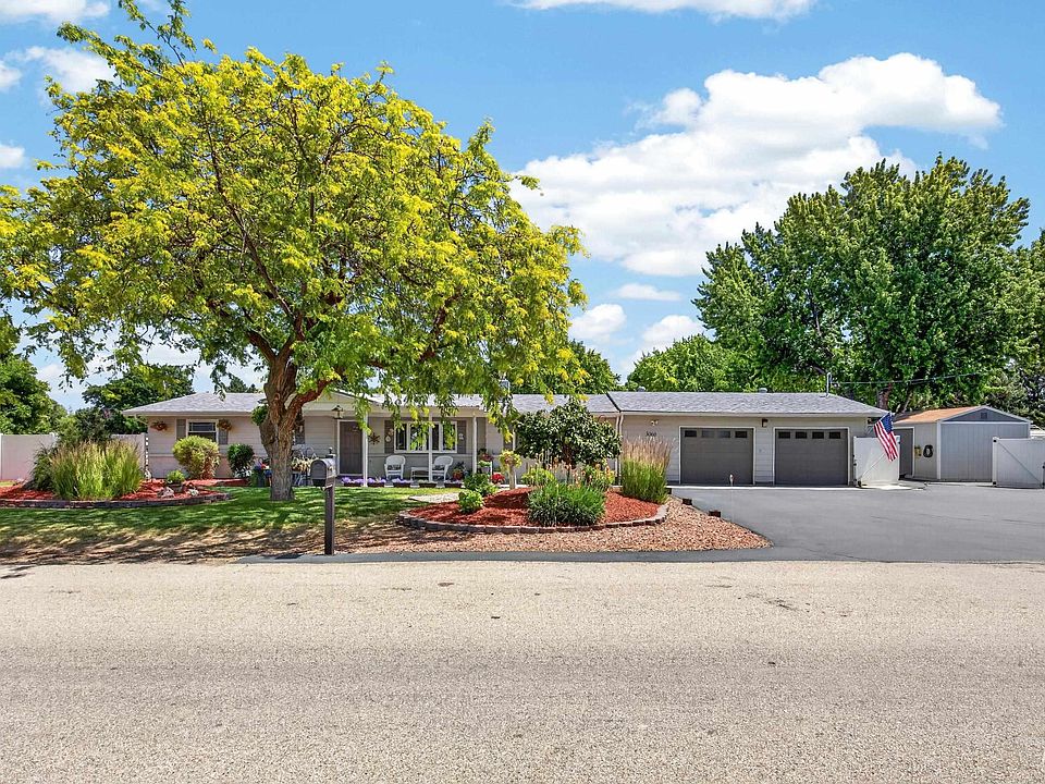 1st image of 3060 S Model Farm Dr