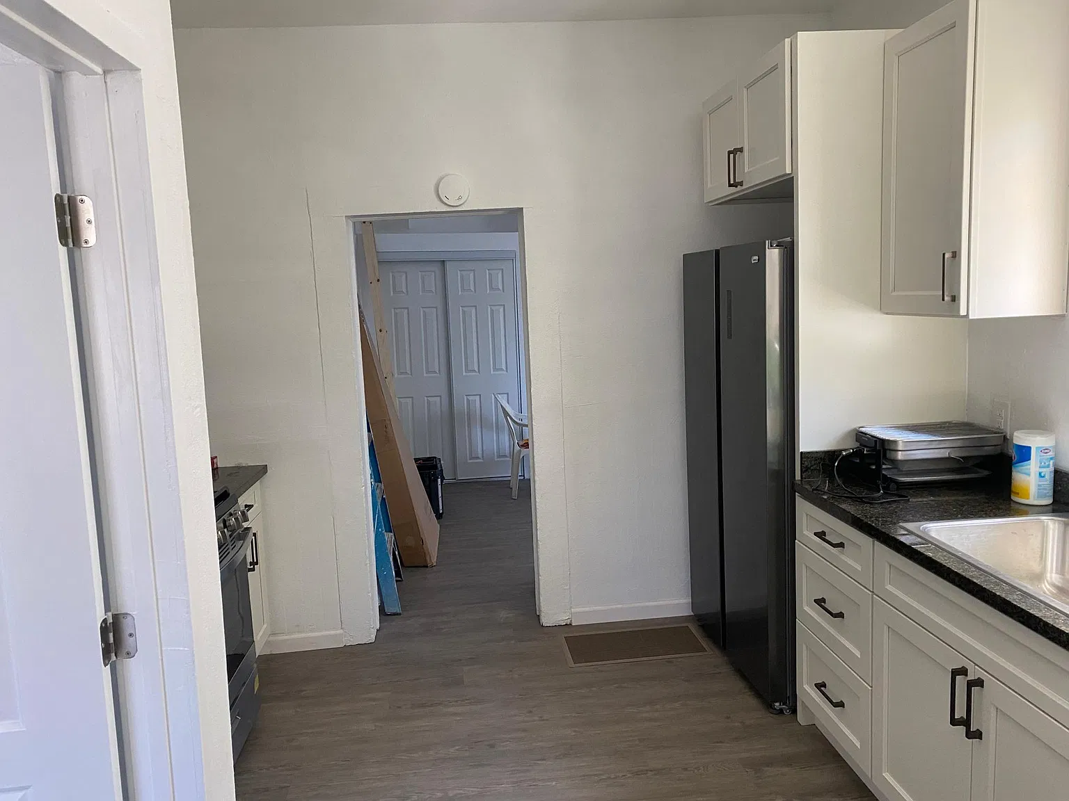 1 bed, $1,300 — Photo 4