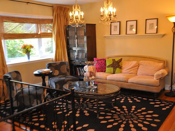 Spacious, open Living Room