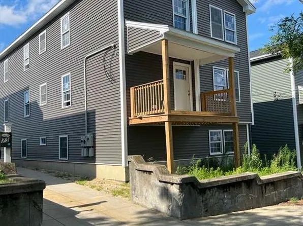 67 Dover St, Providence, RI 02909