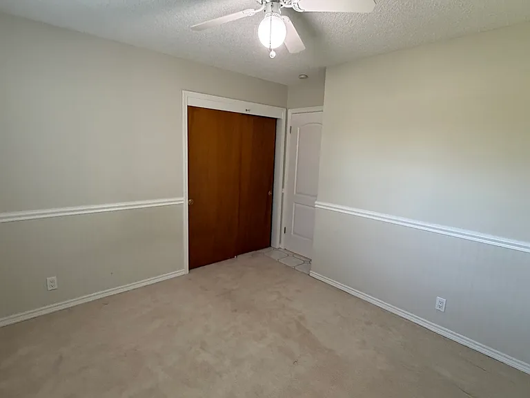 37843 Menard Ct — Photo 12