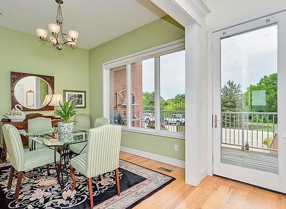 4th image of 5304 Chouteaus Bluff Dr