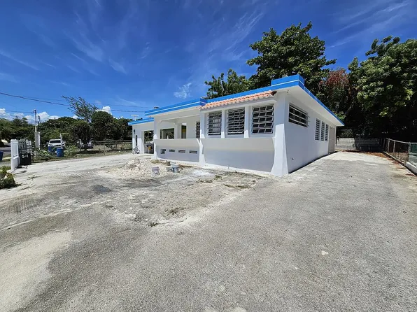 1 Calle Palma Ensenada #1, Guanica, PR 00647