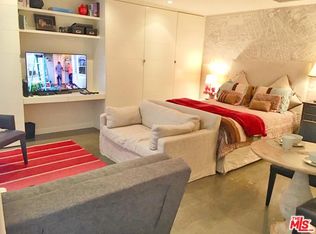 8787 Shoreham Dr APT B4, West Hollywood, CA 90069