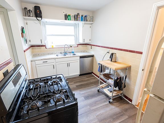2nd image of 6143 Dryden Ave Floor 2