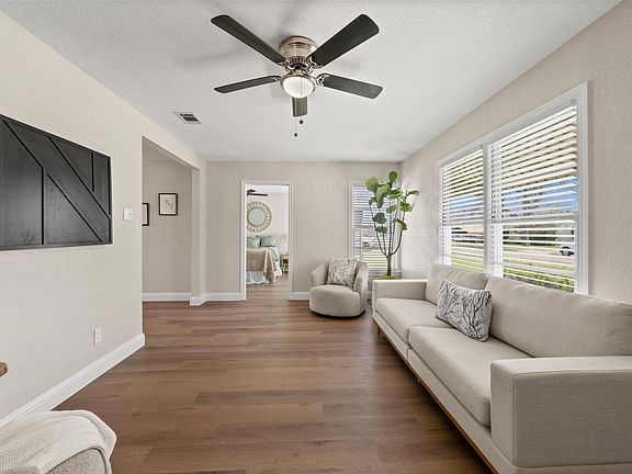 4th image of 3117 Fadal Ave