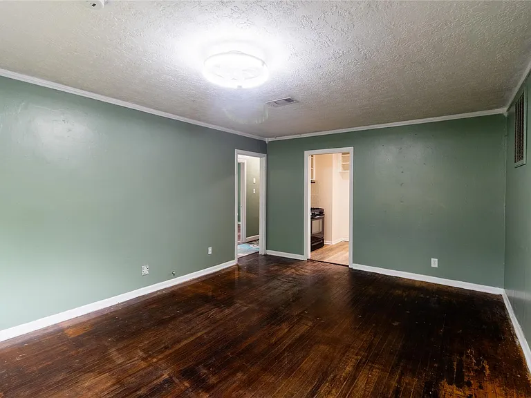 809 Norell St — Photo 4