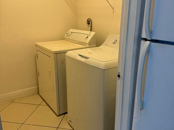 2nd image of 2313 N Congress Ave APT 18