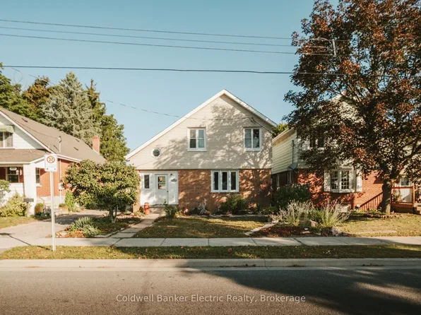 150 Montgomery St, Peterborough, ON K9J 1W9