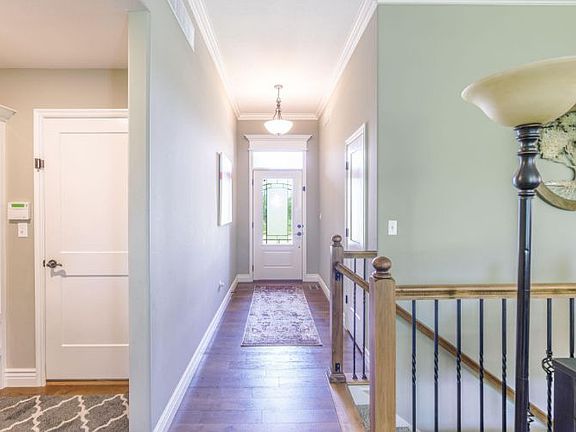 4th image of 4824 Hazeltine Ct