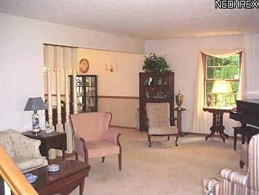 2nd image of 126 Briar Lake Ct