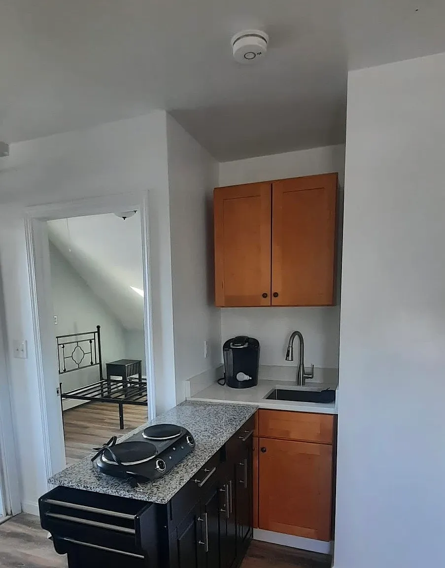 93 Carolina Ave — Photo 3