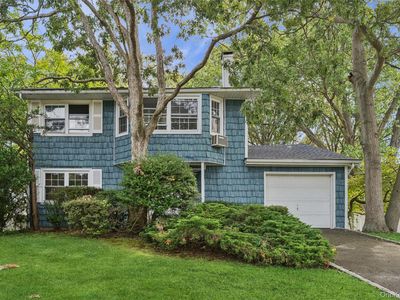 183 Ballad Circle, Holbrook, NY, 11741