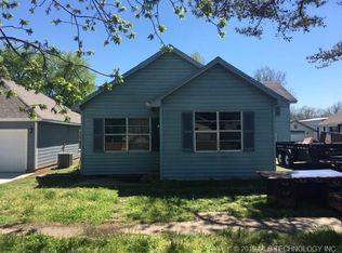 721 W 6th St, Ada, OK 74820