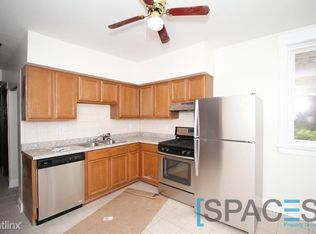 3076 N Haussen Ct, Chicago, IL 60618