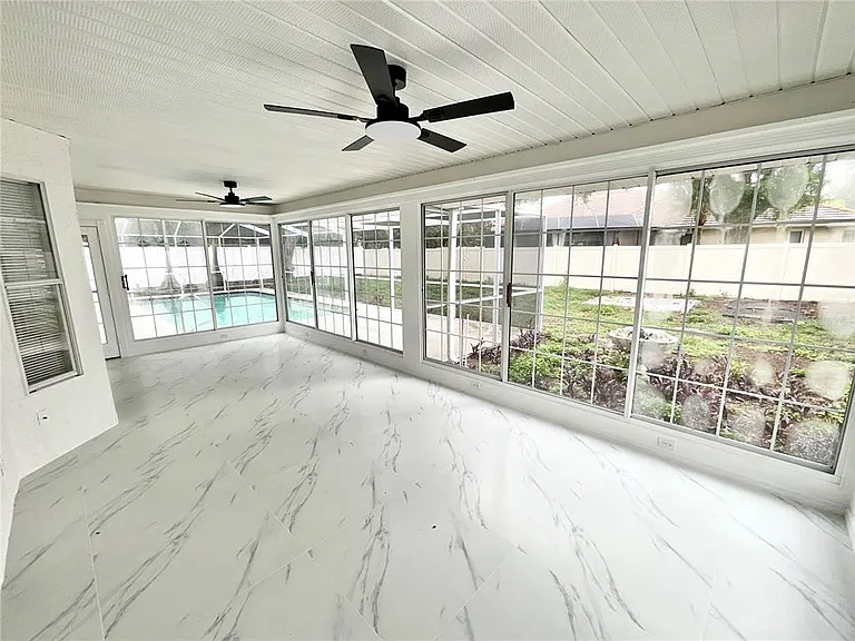 1307 Belcher Dr — Photo 10