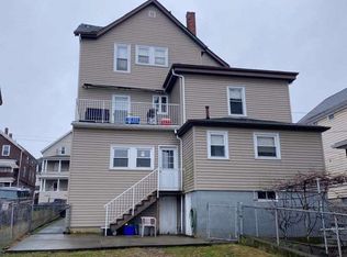 785 Broadway APT 1R, Fall River, MA 02724