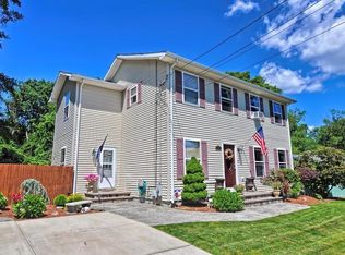 18 Overhill Rd, Warren, RI 02885