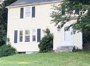 5074 E Lee Hwy, Max Meadows, VA 24360