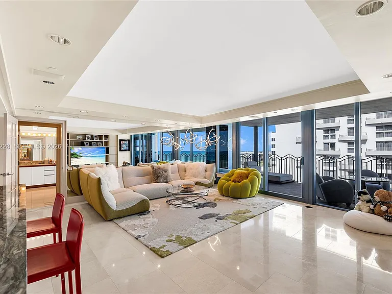 1500 Ocean Dr #1005 — Photo 6