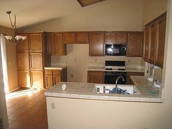 3rd image of 1331 Champagne Cir