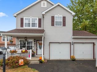 14 Lafayette Park, Troy, NY 12183