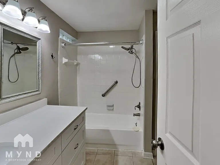 6119 Sand Key Ln — Photo 10