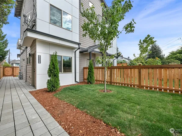 8338 27th Avenue NW #B, Seattle, WA 98117
