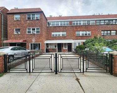 31-29 68th Street, Flushing, NY, 11377