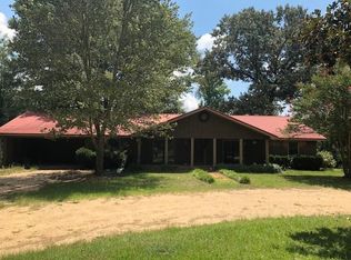 46 Camp Branch Dr, Waynesboro, MS 39367
